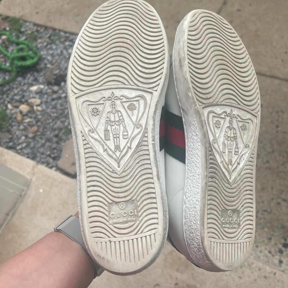 Gucci Women's Ace Low-Top Sneakers - Picture 4 of 4